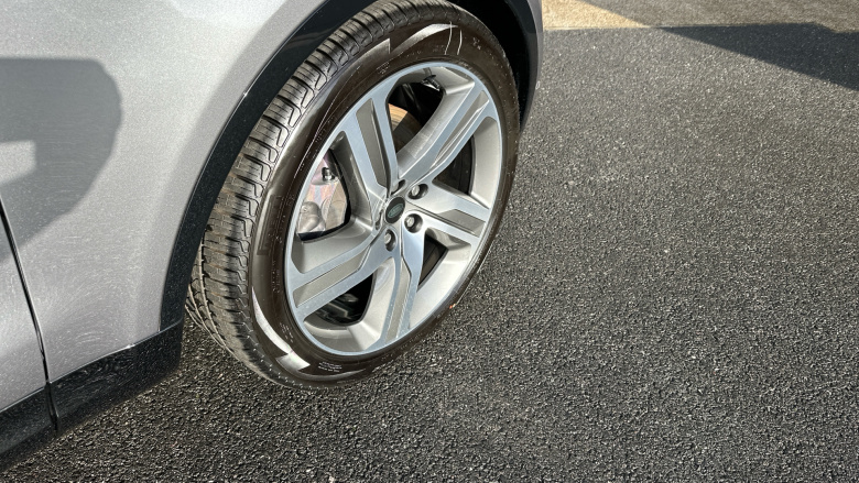 Land Rover Discovery 3.0 D350 Dynamic HSE 5dr Auto Diesel Station Wagon